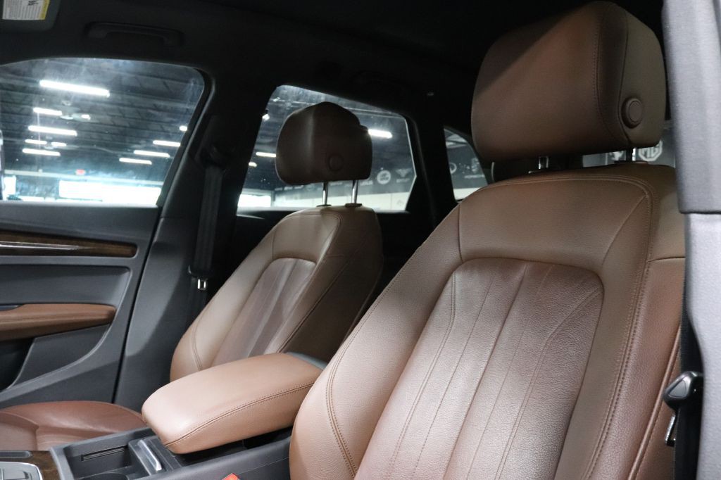 2020 Audi Q5 Image 11