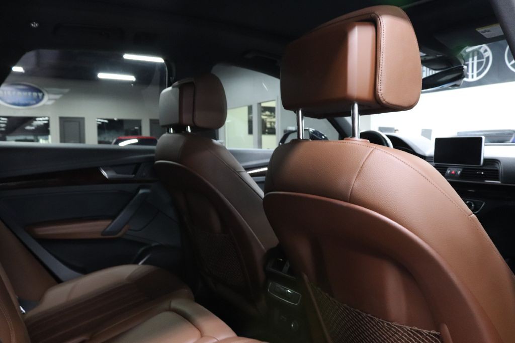 2020 Audi Q5 Image 26