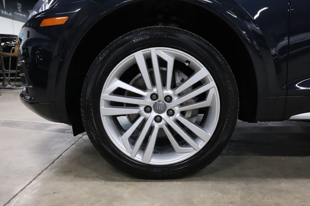2020 Audi Q5 Image 32