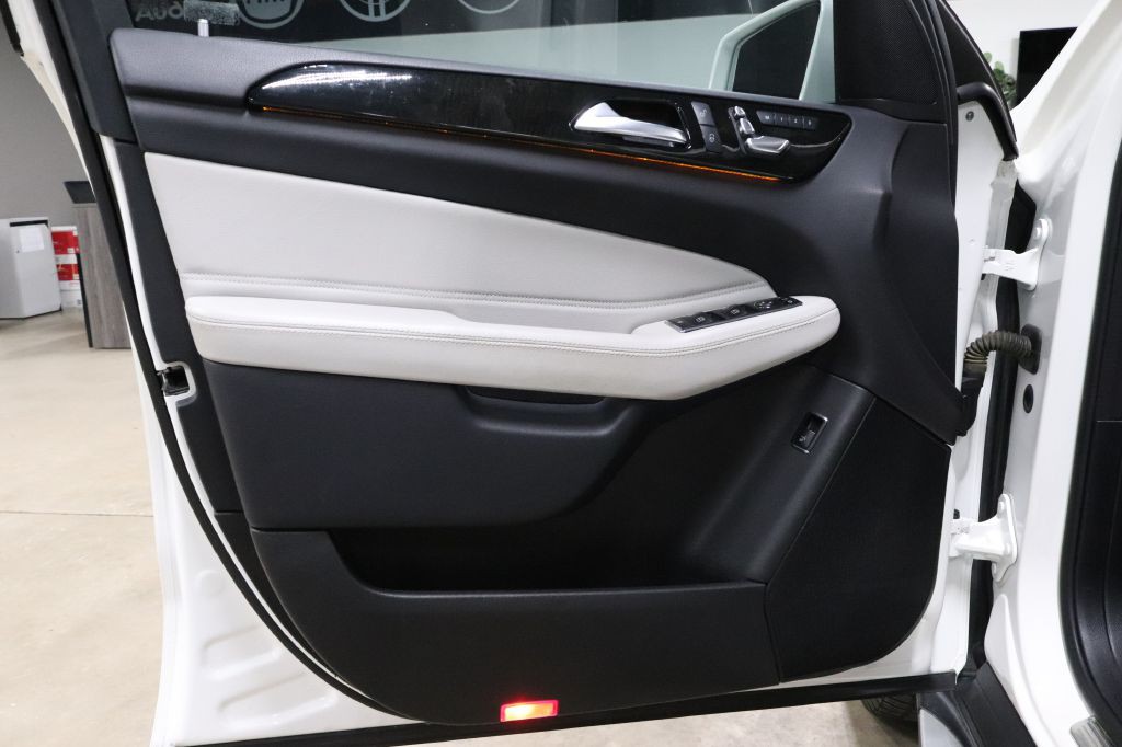 2018 Mercedes-Benz GLS-Class Image 11