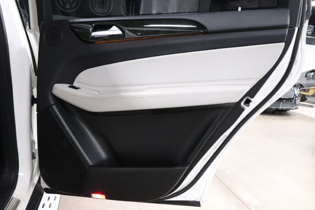 2018 Mercedes-Benz GLS-Class Image 30