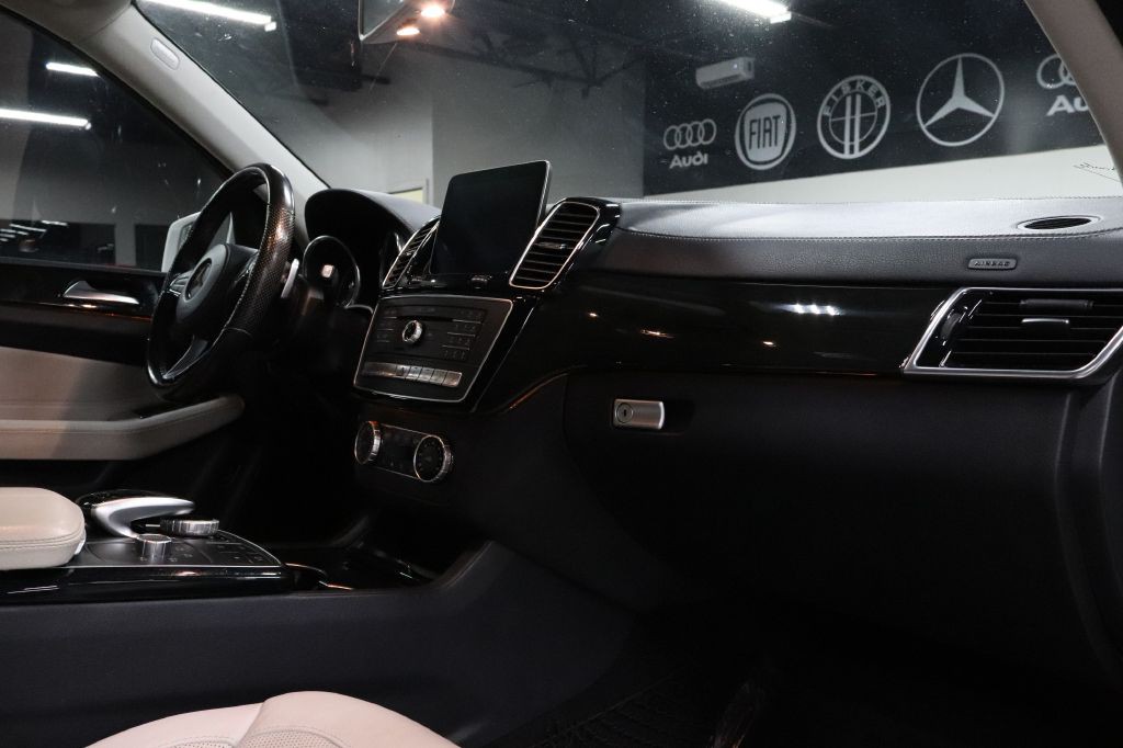 2018 Mercedes-Benz GLS-Class Image 35