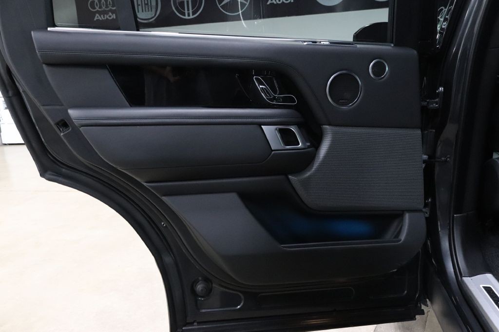 2019 Land Rover Range Rover Image 21