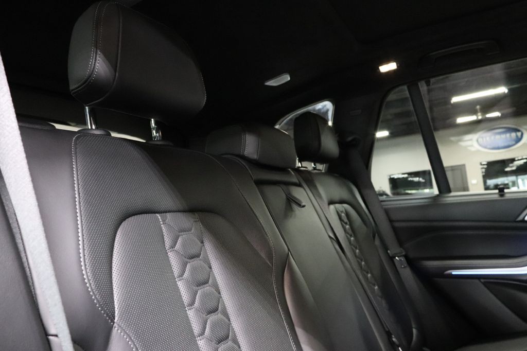 2021 BMW X5 Image 27