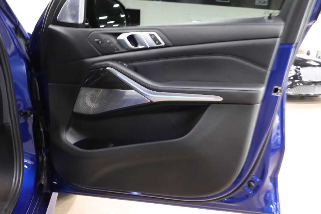 2021 BMW X5 Image 28