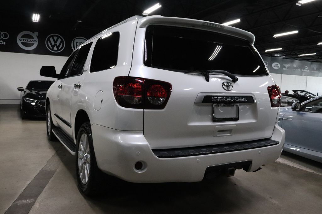 2021 Toyota Sequoia Image 3