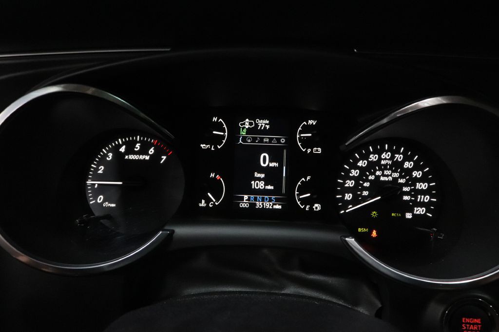 2021 Toyota Sequoia Image 17
