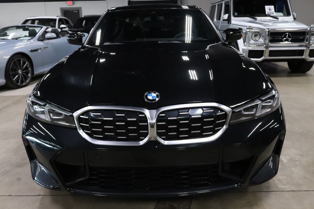 2023 BMW 3 Series Image 8