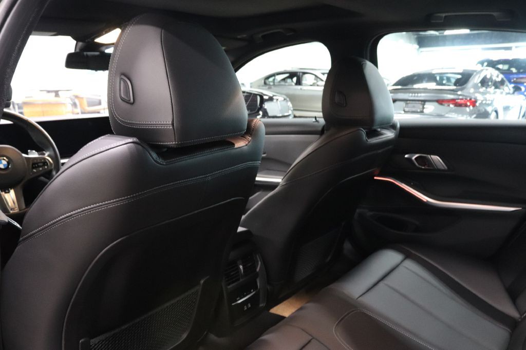 2023 BMW 3 Series Image 22