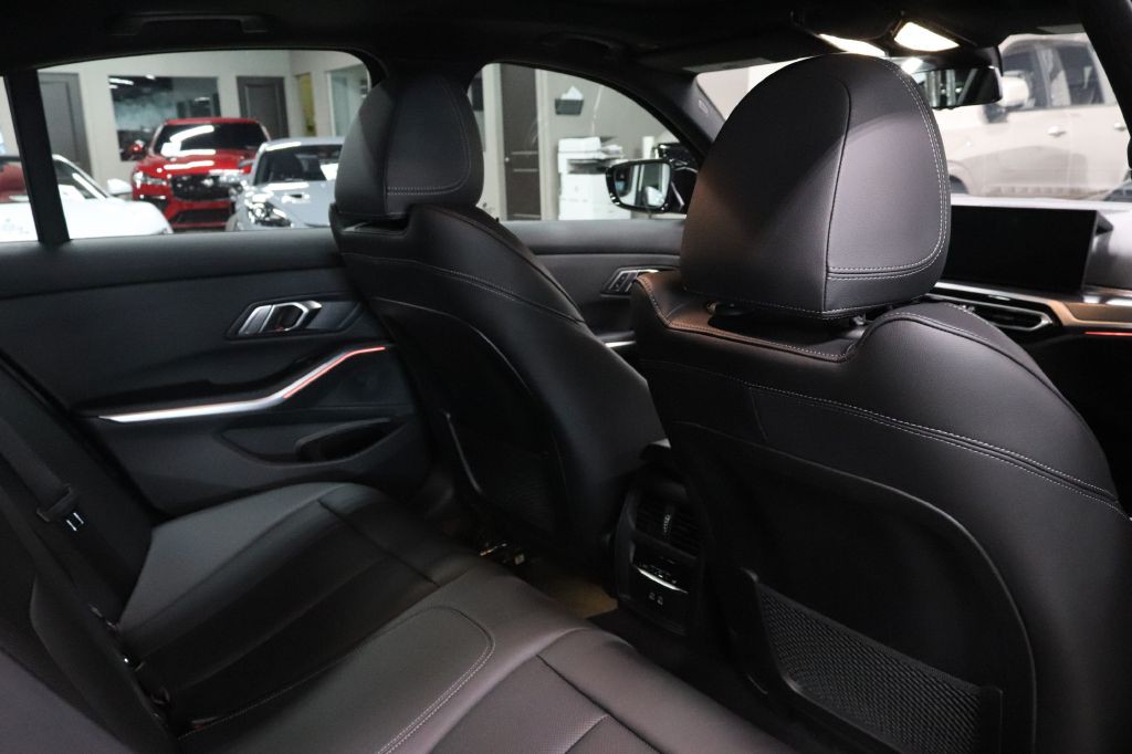 2023 BMW 3 Series Image 27