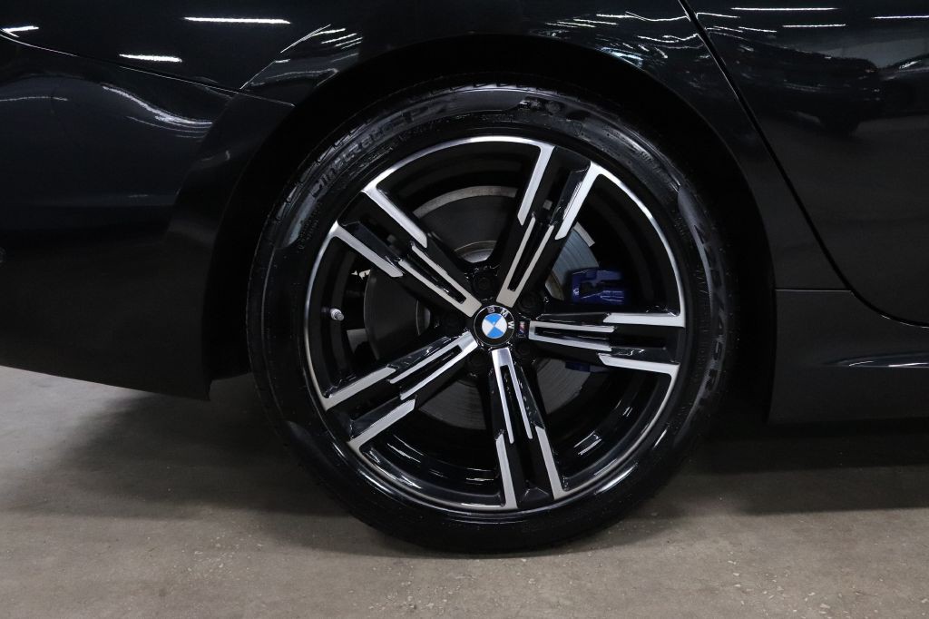 2023 BMW 3 Series Image 35