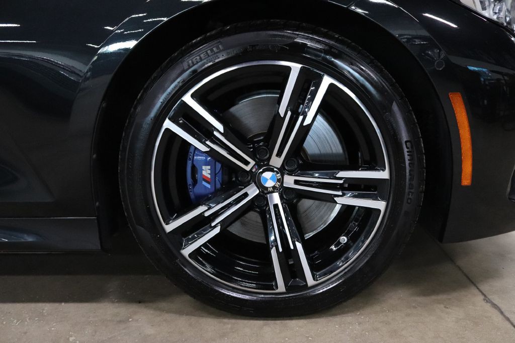 2023 BMW 3 Series Image 36