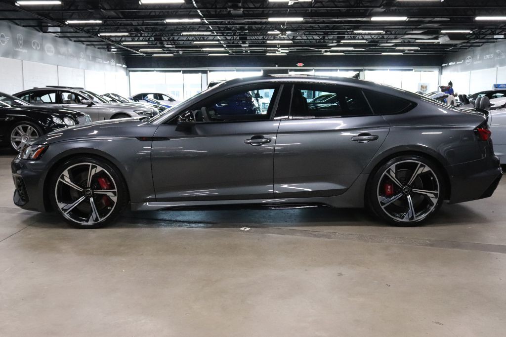 2022 Audi S5 Image 2