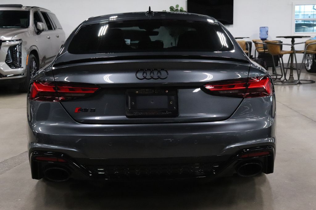 2022 Audi S5 Image 4