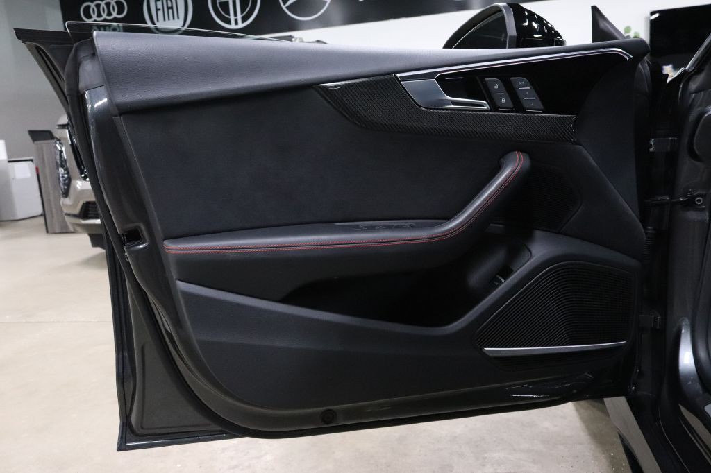 2022 Audi S5 Image 9