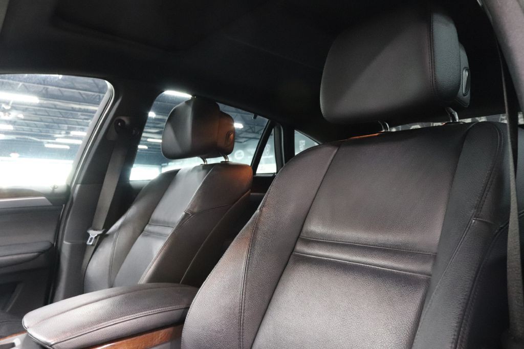 2013 BMW X6 Image 11