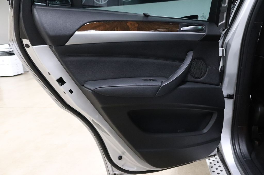 2013 BMW X6 Image 21