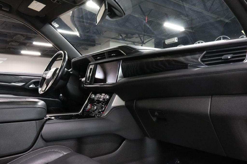 2022 GMC Yukon Image 32