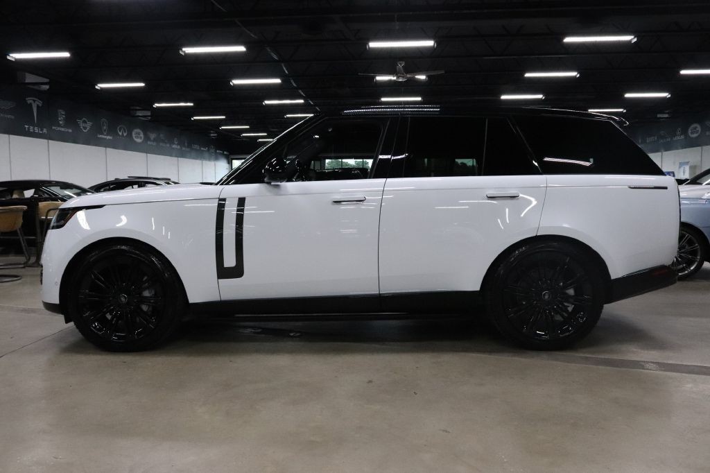 2023 Land Rover Range Rover Image 2