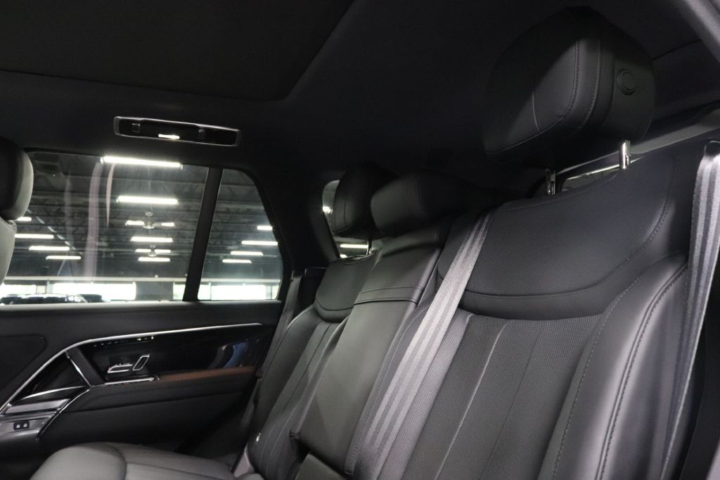 2023 Land Rover Range Rover Image 23