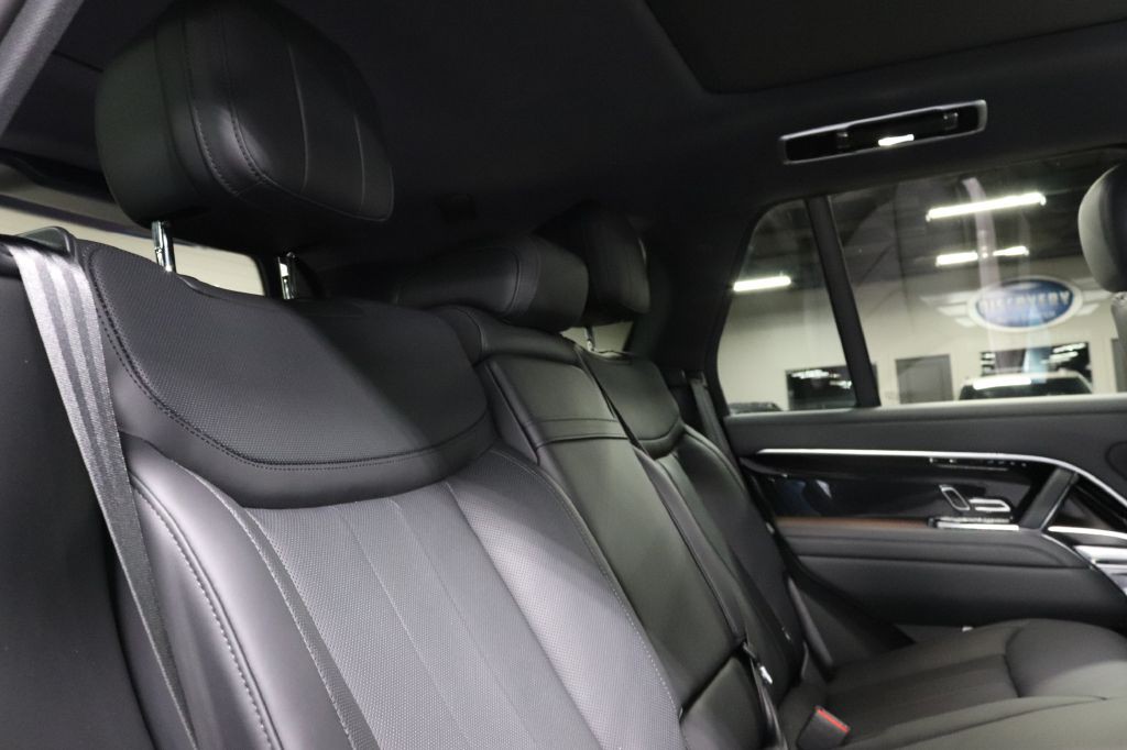2023 Land Rover Range Rover Image 29