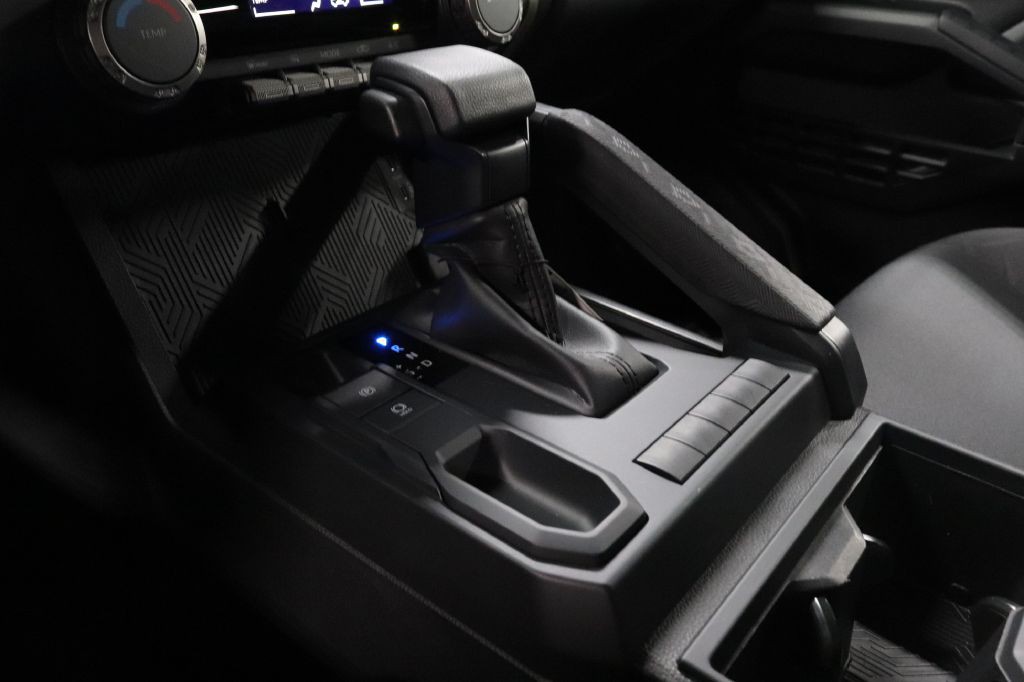 2025 Toyota Tacoma Image 16