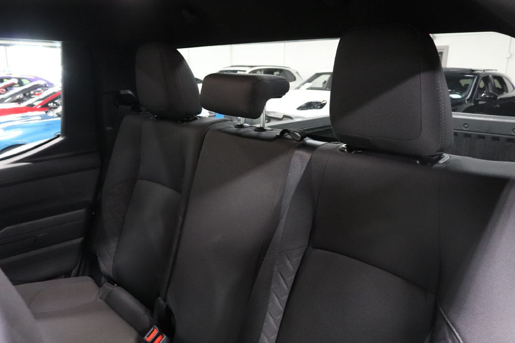 2025 Toyota Tacoma Image 23