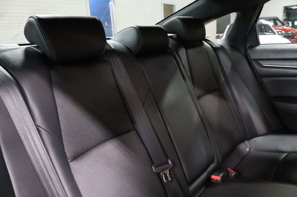 2021 Honda Accord Image 28