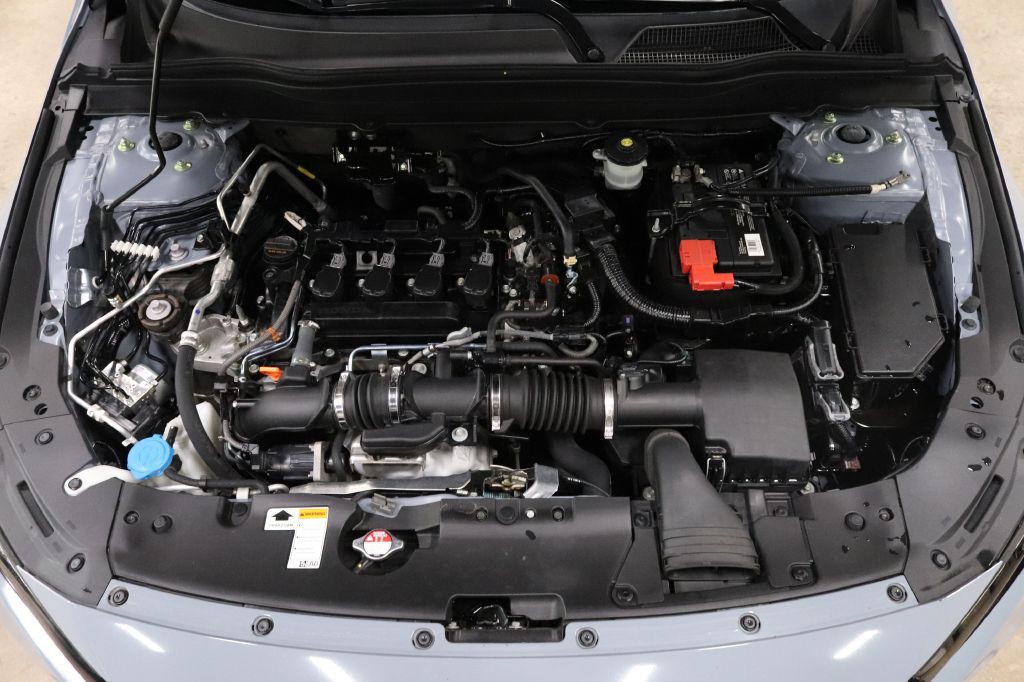 2021 Honda Accord Image 32