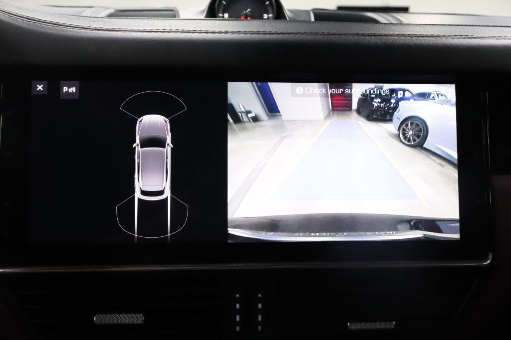 2019 Porsche Cayenne Image 14