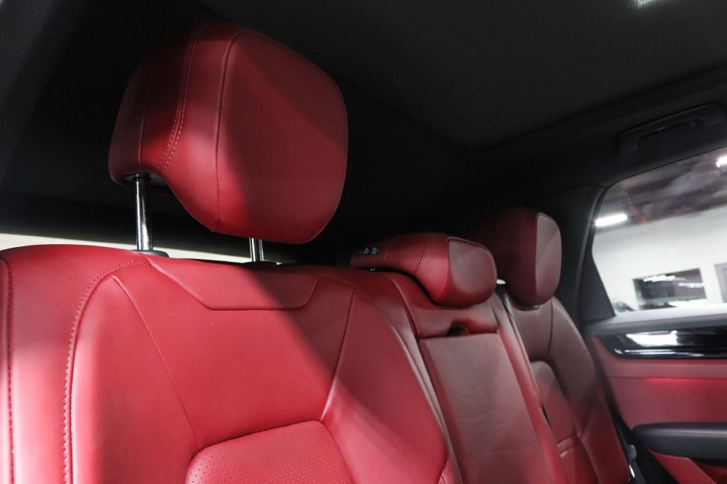 2019 Porsche Cayenne Image 23