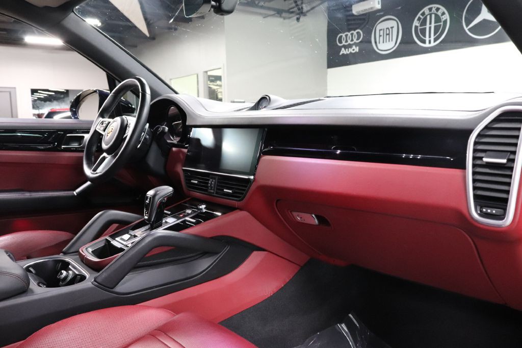 2019 Porsche Cayenne Image 25