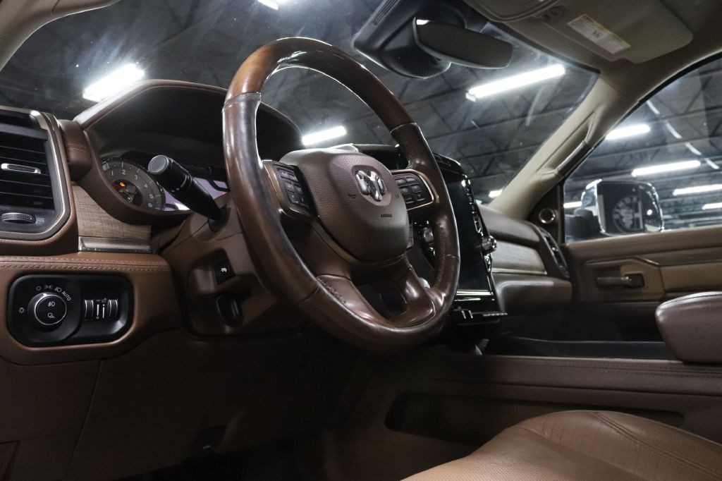 2019 RAM 3500 Image 14