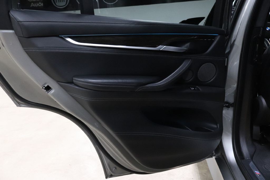2018 BMW X5 Image 21