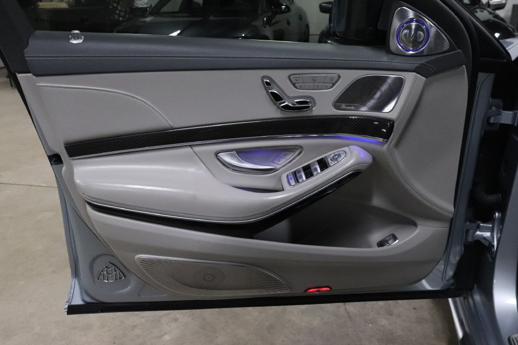 2014 Mercedes-Benz S-Class Image 9