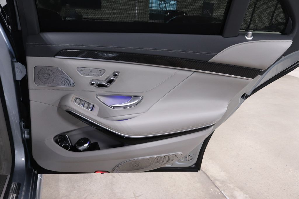 2014 Mercedes-Benz S-Class Image 24