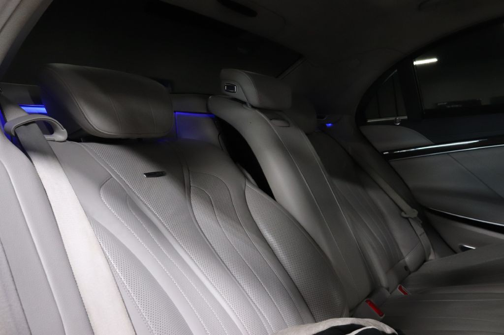 2014 Mercedes-Benz S-Class Image 26