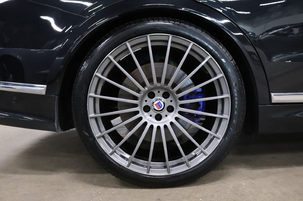 2021 BMW X7 Image 39