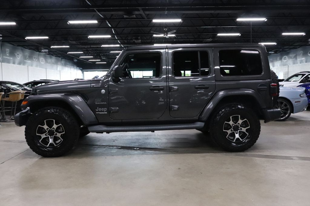 2019 Jeep Wrangler Unlimited Image 2