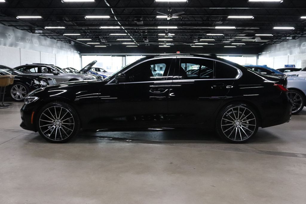 2019 BMW 3 Series Image 2