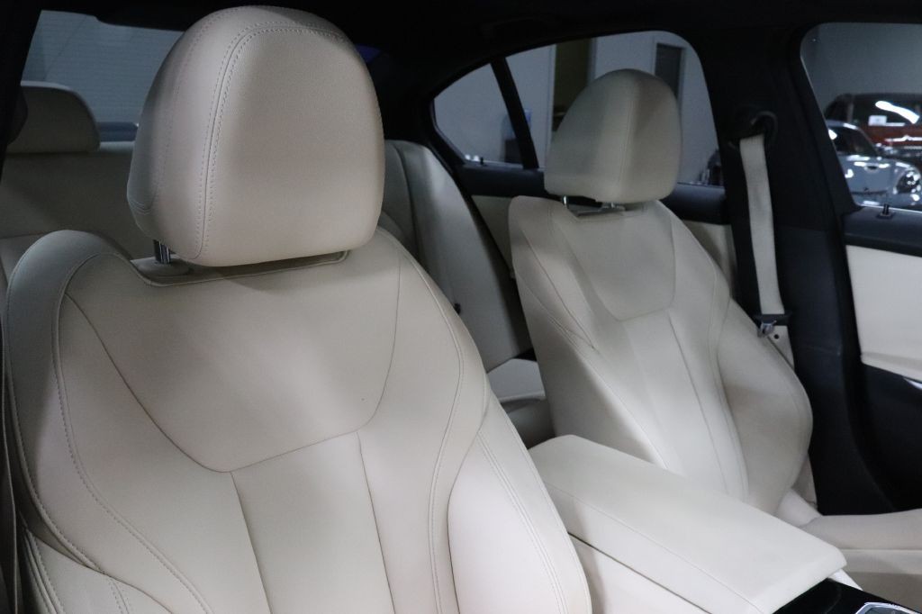 2019 BMW 3 Series Image 28