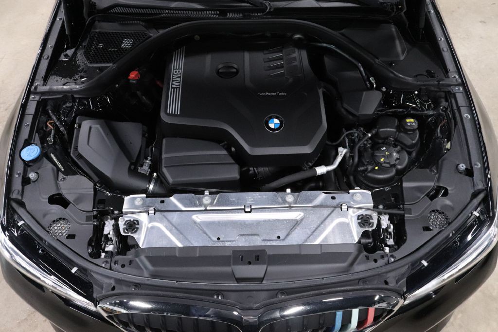 2019 BMW 3 Series Image 29