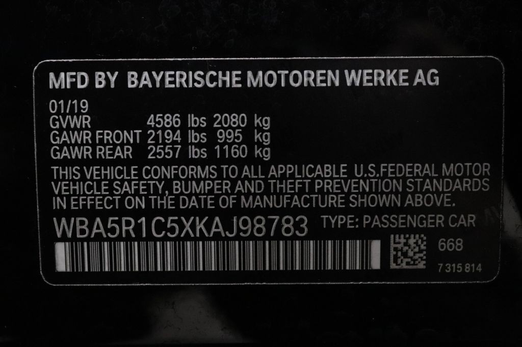 2019 BMW 3 Series Image 34