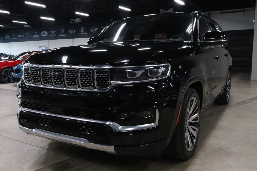2022 Jeep Grand Cherokee Image 1