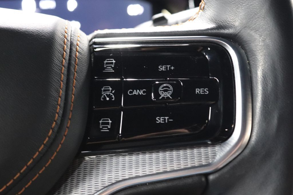 2022 Jeep Grand Cherokee Image 13