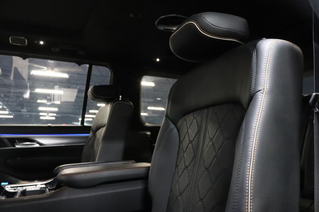 2022 Jeep Grand Cherokee Image 22