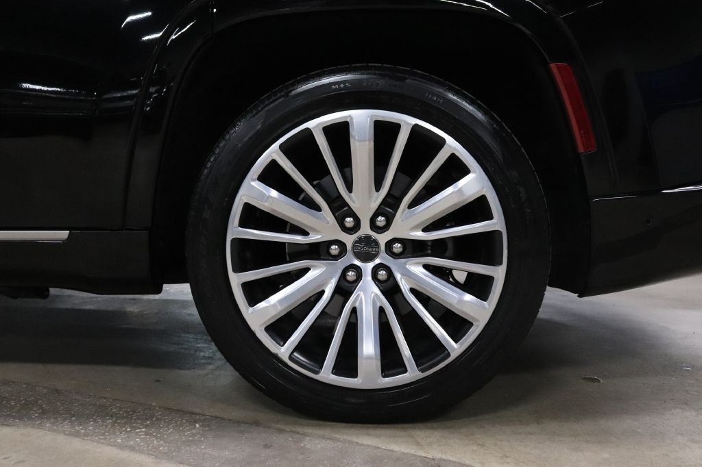 2022 Jeep Grand Cherokee Image 37