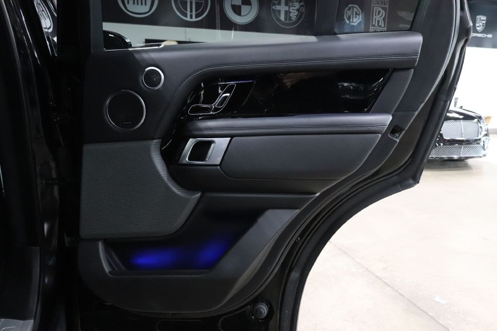 2021 Land Rover Range Rover Image 27