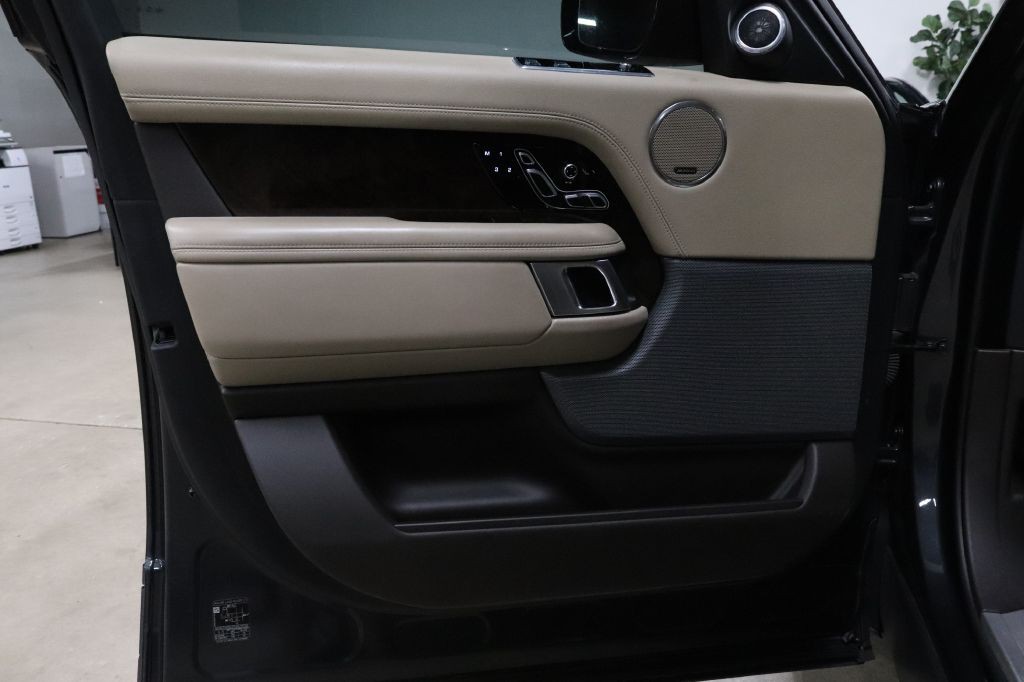 2019 Land Rover Range Rover Image 9