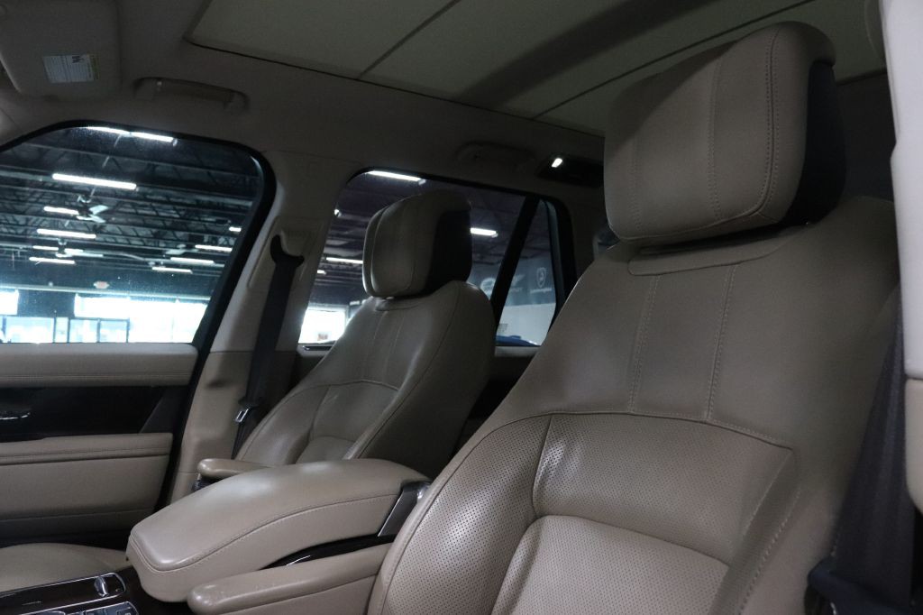 2019 Land Rover Range Rover Image 11